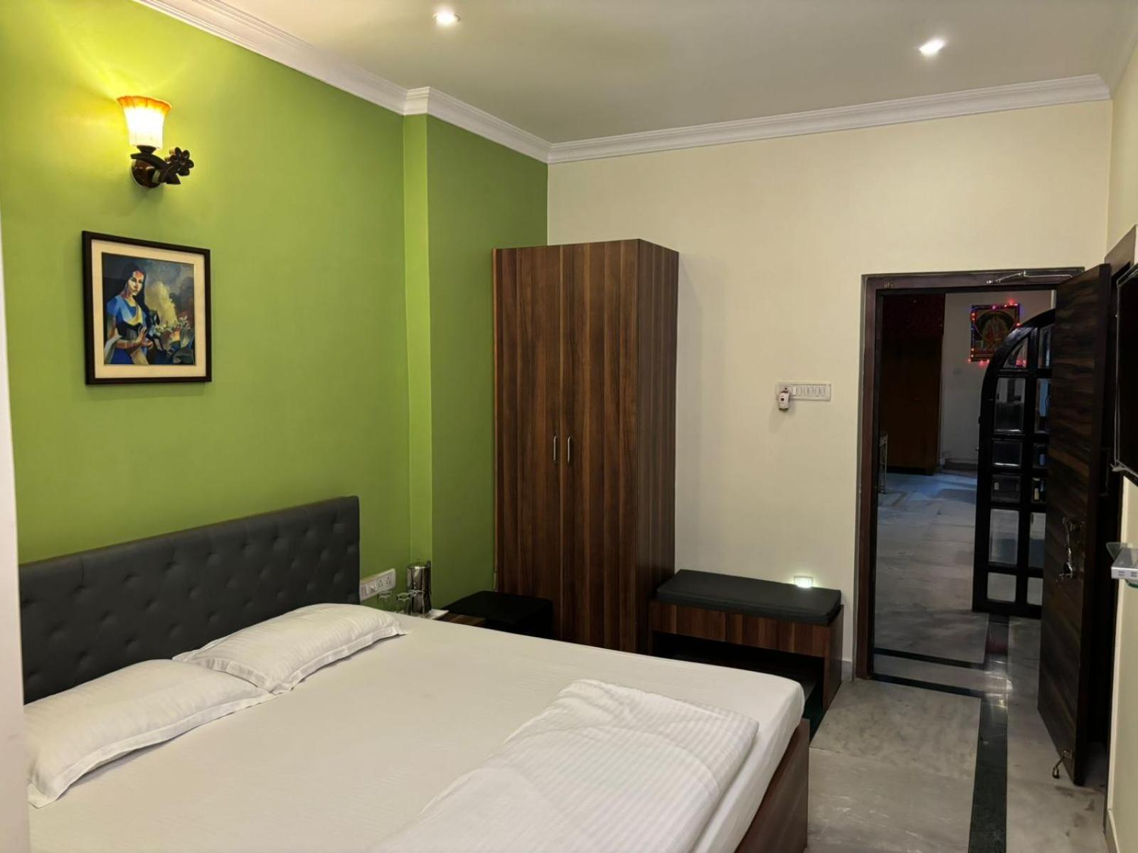 Om Sai Villa Guesthouse Calcutta Buitenkant foto