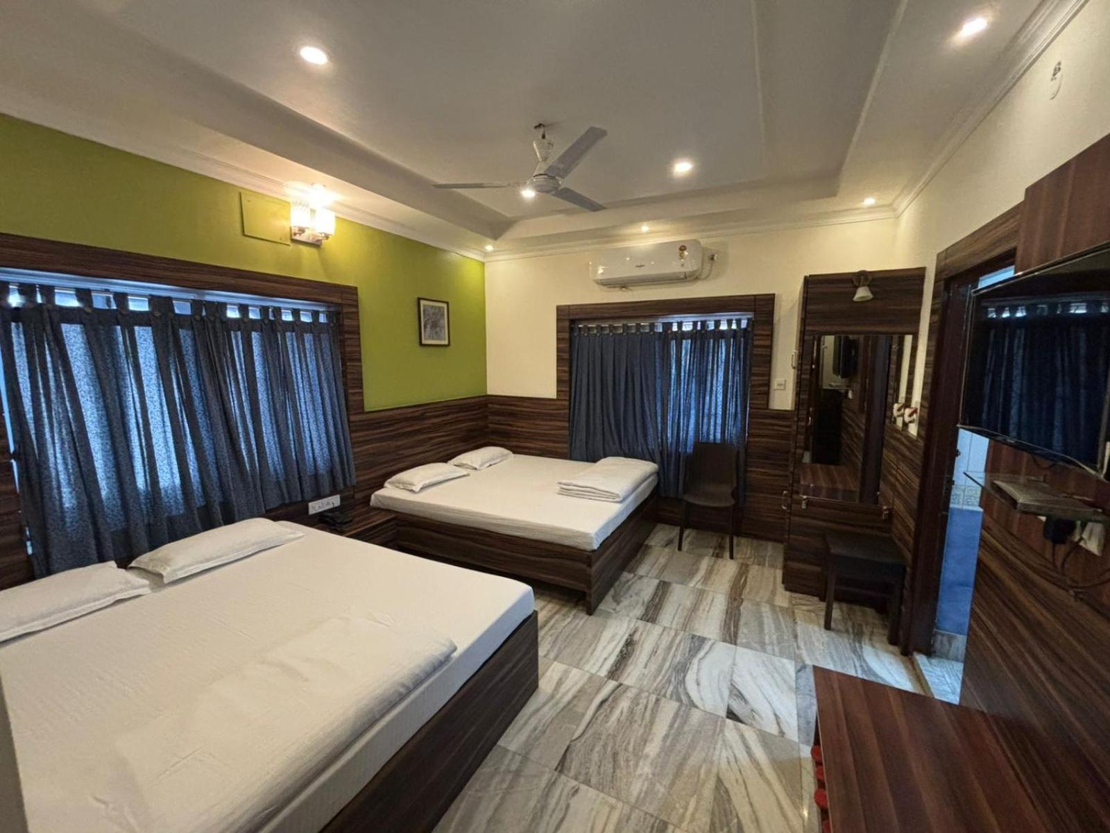 Om Sai Villa Guesthouse Calcutta Buitenkant foto
