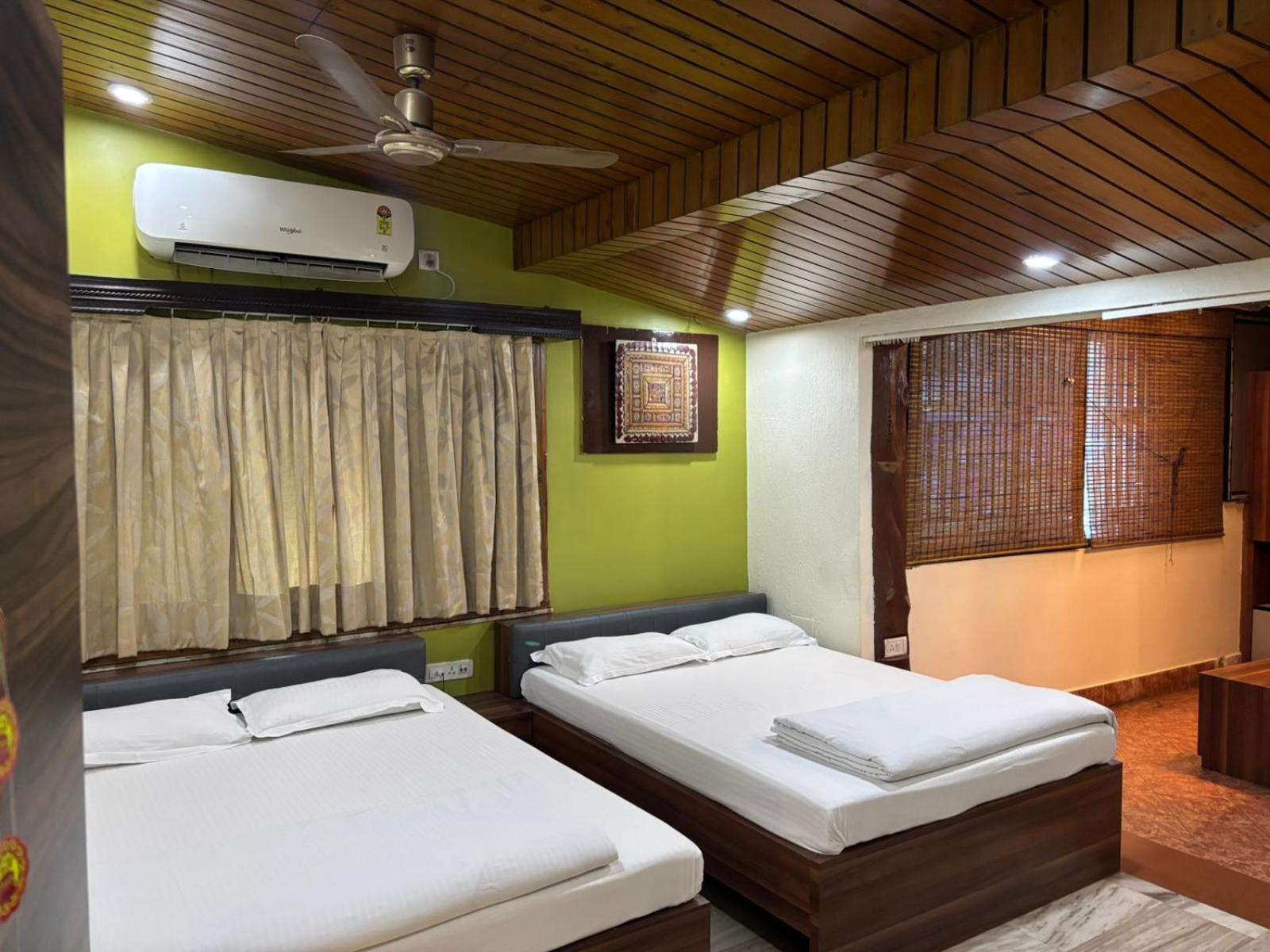 Om Sai Villa Guesthouse Calcutta Buitenkant foto