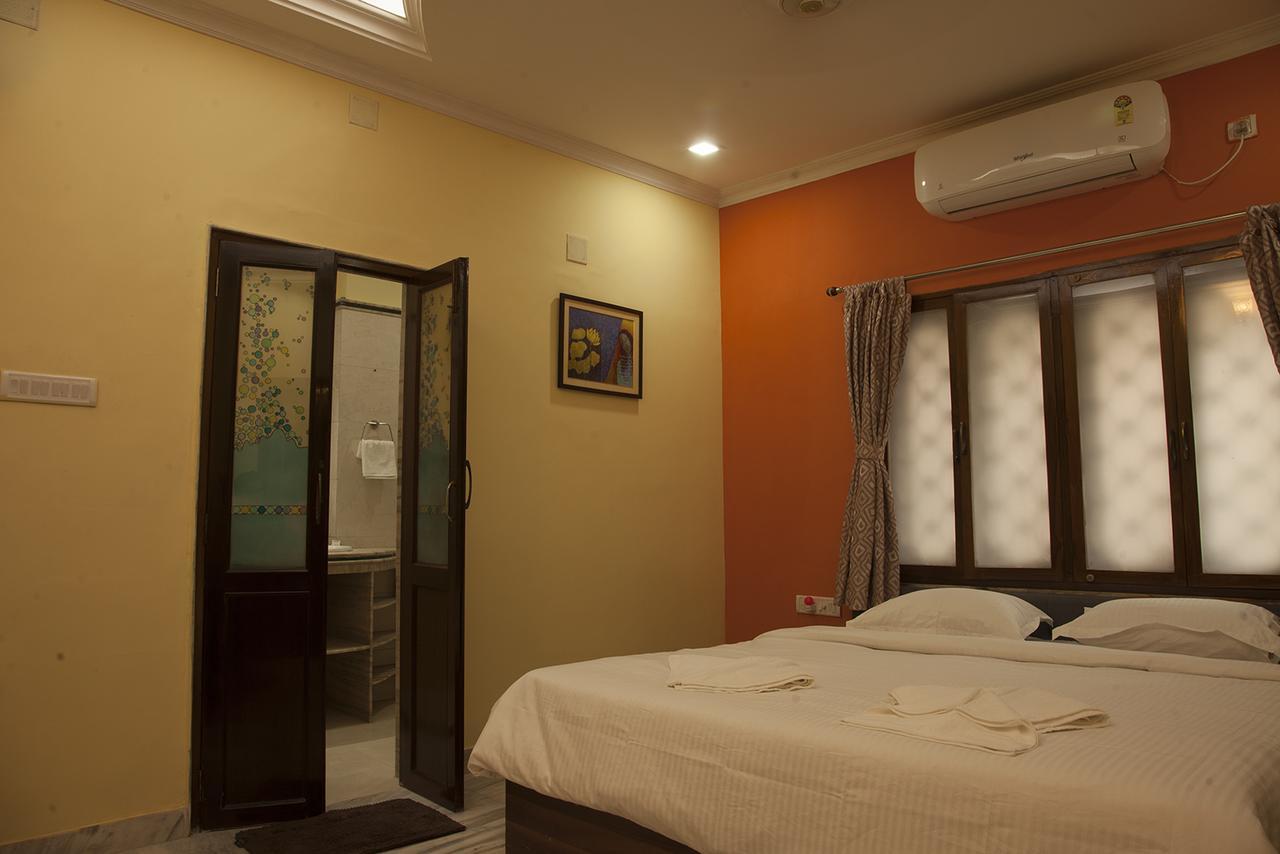 Om Sai Villa Guesthouse Calcutta Buitenkant foto
