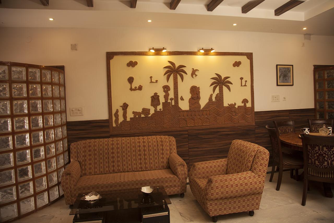 Om Sai Villa Guesthouse Calcutta Buitenkant foto